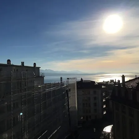 Avec Une Vue Magnifique Sur Le Lac Appartement